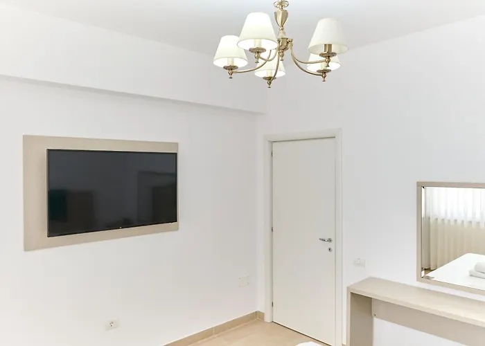 아파트 Emerald Frontsea Năvodari